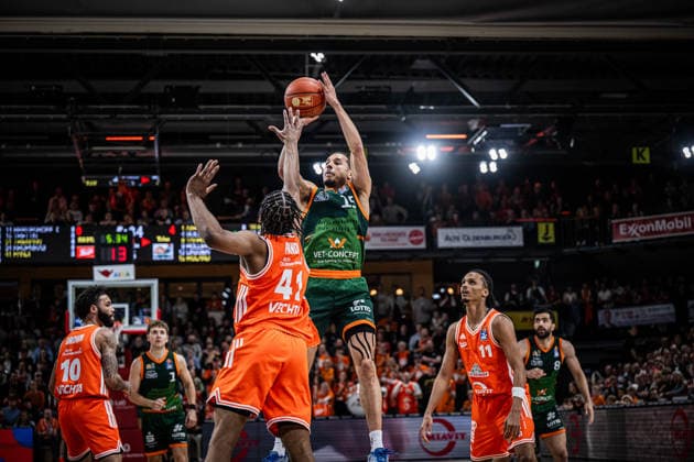 1 Basketball Bundesliga, easyCredit BBL, Season 2025 2026, Men, Main Round, Matchday 29, 11 04 2026, RASTA Vechta Gladiators Trier Jordan Roland 15 VET CONCEPT Gladiators Trier at Jumpshot Vechta RASTA Dome Lower Saxony Germany