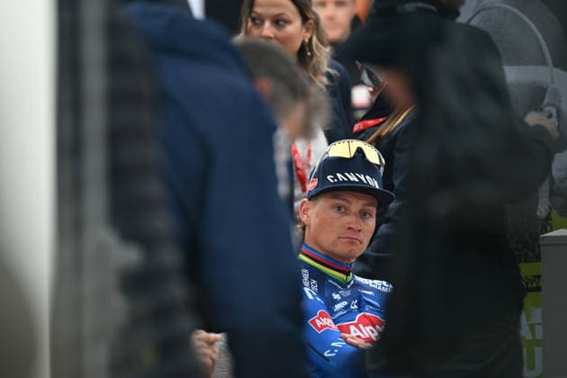 Paris-Roubaix Team Presentation Mathieu Van Der Poel of the Netherlands, representing team Alpecin-Premier Tech, participates in the team presentation of the Paris-Roubaix 2026 (1.UWT - 123rd edition) in Compiegne, Hauts-de-France, on April 11, 2026. Compiegne France  Copyright: xGautierxDemouveauxx originalFilename:demouveaux-notitle260411_npS3p.jpg