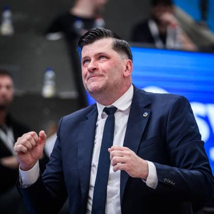 Sebastian Trzcionka Alba Berlin, Coach Jubel, Freude GER, MHP Riesen Ludwigsburg vs ALBA Berlin, Basketball Bundesliga, easycredit BBL, 29 Spieltag, Spielzeit 2025 2026, 11 04 2026 GER, MHP Riesen Ludwigsburg vs ALBA Berlin, Basketball Bundesliga, easycredit BBL, 29 Spieltag, Spielzeit 2025 2026, 11 04 2026 Ludwigsburg Copyright: xSandyxDinkelackerx EP_SDR