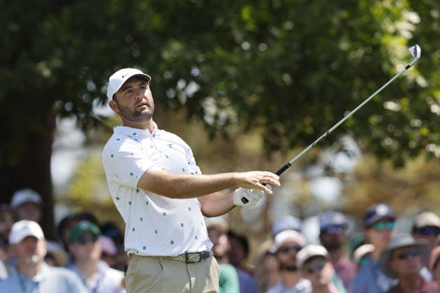 Golf 2026 Masters Tournament - Round 3 Scottie Scheffler of the US on the fourth tee in Round 3 of the 2026 Masters tournament in August, Georgia, USA, 11 April 2026. Augusta United States  Copyright: xERIKxS.xLESSERx