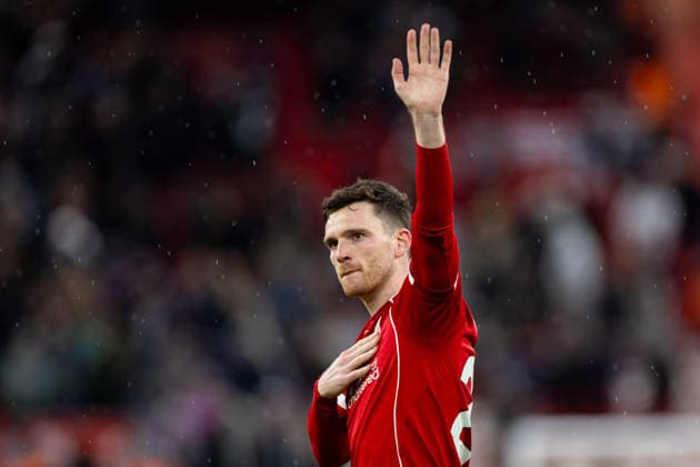 Football - FA Premier League - Liverpool FC v Fulham FC LIVERPOOL, ENGLAND - Saturday, April 11, 2026: Liverpool s Andy Robertson touches the badge in front of the supporters after the FA Premier League match between Liverpool FC and Fulham FC at Anfield. The game ended 2-0. (Photo by David Rawcliffe Propaganda) LIVERPOOL Anfield MERSEYSIDE ENGLAND  Copyright: xDavidxRawcliffex P2026-04-11-Liverpool_Fulham-120