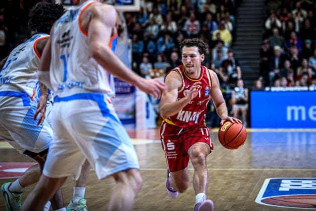 easycredit BBL Basketball Bundesliga 2025 2026 29 Matchday 11 04 2026 Science City Jena vs Fitness First Würzburg Baskets right on the ball Brae Ivey Würzburg with typical tongue out Sparkassen Arena