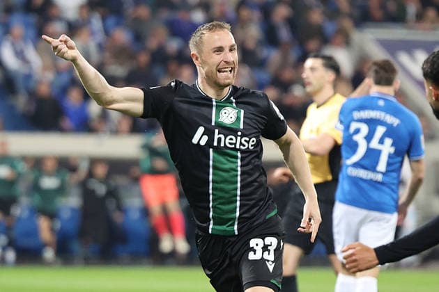 11 04 2026, xrekx, Fußball 2 Bundesliga, SV Darmstadt 98 Hannover 96 v l Torjubel nach dem Tor zum celebrating the goal celebrate 0 1 durch Maurice Neubauer Hannover 96 DFL DFB REGULATIONS PROHIBIT ANY USE OF PHOTOGRAPHS as IMAGE SEQUENCES and or QUASI VIDEO Darmstadt