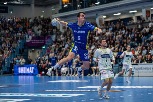 Daikin Handball Bundesliga, VfL Gummersbach HSG Wetzlar, 11 04 2026 MiloÅ¡ VujoviÄ‡ VfL Gummersbach, 6 , Dominik Mappes, Backroom, HSG Wetzlar 7 , Daikin Handball Bundesliga, VfL Gummersbach HSG Wetzlar, 11 04 2026 Copyright: xBEAUTIFULxSPORTS Erlhofx