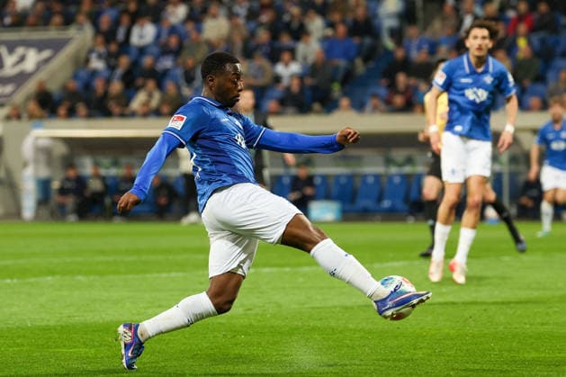 2026 04 11 xjfx 2 Bundesliga 29 Matchday SV Darmstadt 98 Hannover 96 v l , Matondo Merveille Papela SV Darmstadt 98 in aktion, in action, DFL DFB REGULATIONS PROHIBIT ANY USE OF PHOTOGRAPHS as IMAGE SEQUENCES and or QUASI VIDEO Copyright: JoaquimxFerreira
