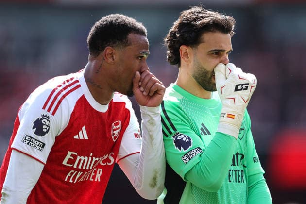Arsenal gegen Bournemouth 11. April 2026, London Premier League Fußball Arsenal gegen AFC Bournemouth Gabriel von Arsenal und Torwart David Raya Foto Charlotte Wilson Abseits London UK  Copyright: xCharlottexWilsonx xOffsidexOffside