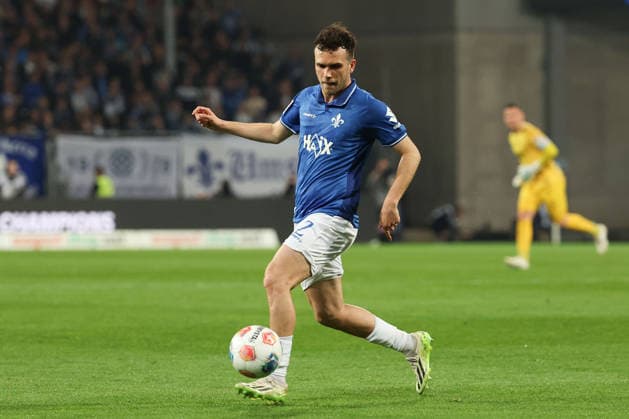 2026 04 11 xjfx 2 Bundesliga 29 Matchday SV Darmstadt 98 Hannover 96 v l , Sergio Lopez SV Darmstadt 98 in aktion, in action, DFL DFB REGULATIONS PROHIBIT ANY USE OF PHOTOGRAPHS as IMAGE SEQUENCES and or QUASI VIDEO Copyright: JoaquimxFerreira