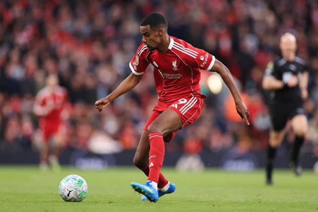 Fußball Premier League Liverpool gegen Fulham 11. April 2026 Premier League Liverpool gegen Fulham Alexander Isak von Liverpool Foto Simon Stacpoole Abseits Liverpool UK  Copyright: xSimonxStacpoolexOffside