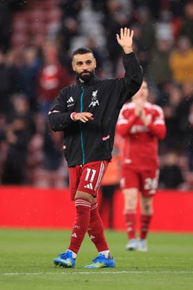 Fußball Premier League Liverpool gegen Fulham 11. April 2026 Premier League Liverpool gegen Fulham Mohamed Salah von Liverpool winkt nach dem Spiel Foto Simon Stacpoole Offside Liverpool UK  Copyright: xSimonxStacpoolexOffside