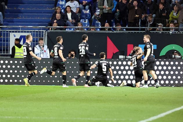11 04 2026, xrekx, Fussball 2 Bundesliga, SV Darmstadt 98 Hannover 96 v l Torjubel nach dem Tor zum celebrating the goal celebrate 0 2 durch Stefan Teitur Thordarson Hannover 96 DFL DFB REGULATIONS PROHIBIT ANY USE OF PHOTOGRAPHS as IMAGE SEQUENCES and or QUASI VIDEO Darmstadt