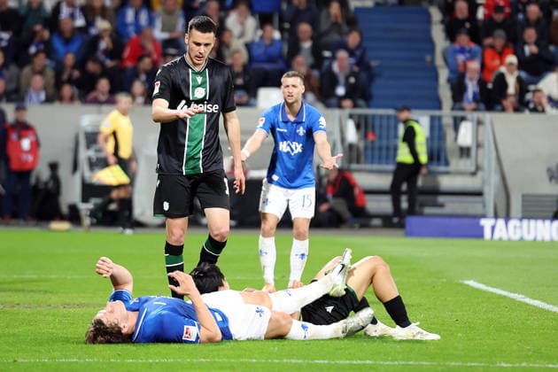 11 04 2026, xrekx, Soccer 2 Bundesliga, SV Darmstadt 98 Hannover 96 v l Fynn Lakenmacher SV Darmstadt 98 Bastian Allgeier Hannover 96 Hayate Matsuda Hannover 96 Fabian Nürnberger Nuernberger SV Darmstadt 98 DFL DFB REGULATIONS PROHIBIT ANY USE OF PHOTOGRAPHS as IMAGE SEQUENCES and or QUASI VIDEO Darmstadt