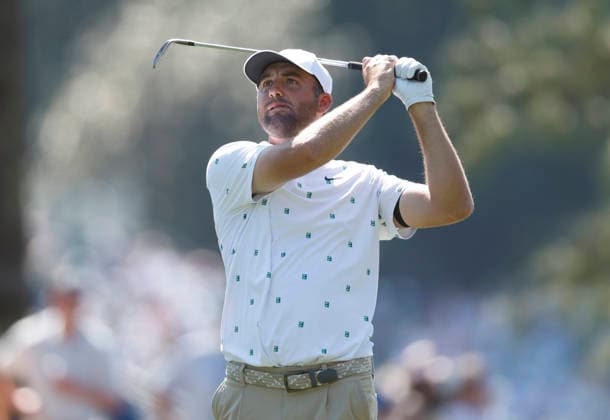 Scottie Scheffler watches his approach shot on the 17th hole during the third round of the Masters Tournament at Augusta National Golf Club on Saturday, April 11, 2026, in Augusta, Georgia.  AUG20260411819 JOHNxANGELILLO