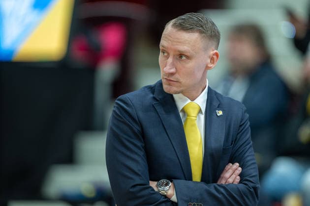 Mikko Riipinen MHP RIESEN Ludwigsburg, Head Coach , GER, MHP RIESEN Ludwigsburg vs ALBA Berlin, Basketball Bundesliga, easycredit BBL, Matchday 29, Season 2025 2026, 11 04 2026, GER, MHP RIESEN Ludwigsburg vs ALBA Berlin, Basketball Bundesliga, easycredit BBL, Matchday 29, Season 2025 2026, 11 04 2026 Ludwigsburg Copyright: xEibner-Pressefoto SaschaxWaltherx EP_EER