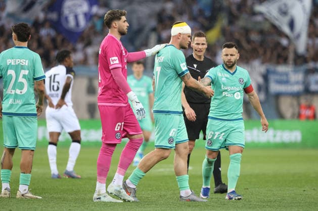 FC Zuerich - FC Lugano Torwart Amir Saipi, Lukas Mai und Renato Steffen (FC Lugano) 11.04.2026 Stadion Letzigrund Zuerich, SCHWEIZ, Saison 2025 2026 Herren Fussball Super League FC Zuerich - FC Lugano Torwart Amir Saipi, Lukas Mai und Renato Steffen (FC Lugano) *** FC Zuerich FC Lugano Goalkeeper Amir Saipi, Lukas Mai and Renato Steffen FC Lugano 11 04 2026 Stadium Letzigrund Zuerich, SWITZERLAND, Season 2025 2026 Mens Soccer Super League FC Zuerich FC Lugano Goalkeeper Amir Saipi, Lukas Mai and Renato Steffen FC Lugano 