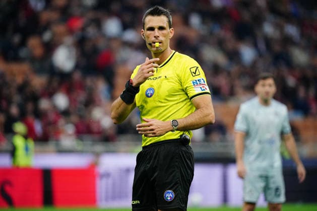 CALCIO - Serie A - AC Milan vs Udinese Calcio Matteo Marchetti (Referee) during AC Milan vs Udinese Calcio, Italian soccer Serie A match in Milan, Italy, April 11 2026 Milan Italy  Copyright: xIPAxSport ABACAx