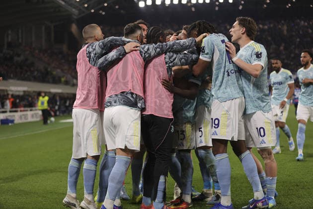 CALCIO - Serie A - Atalanta BC vs Juventus FC Jeremie Boga of Juventus FC celebrates with team after goal during Atalanta BC vs Juventus FC, 32Â° Serie A Enilive 2025-26 game at New Balance Arena in Bergamo (BG), Italy, on April 11, 2026. Bergamo Italy  Copyright: xIPAxSport ABACAx
