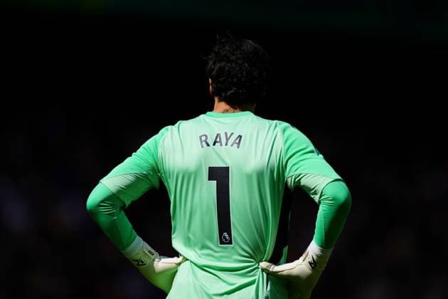 Arsenal Goalkeeper David Raya Arsenal v AFC Bournemouth, Premier League, Football, Emirates Stadium, London, UK - 11 Apr 2026London Emirates Stadium United Kingdom EDITORIAL USE ONLY No use with unauthorised audio, video, data, fixture lists, club league logos or live services. Online in-match use limited to 120 images, no video emulation. No use in betting, games or single club league player publications. Copyright: xJavierxGarcia Shutterstockx 16823522kh