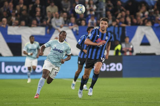 CALCIO - Serie A - Atalanta BC vs Juventus FC Berat Djimsiti of Atalanta BC play the ball during Atalanta BC vs Juventus FC, 32Â° Serie A Enilive 2025-26 game at New Balance Arena in Bergamo (BG), Italy, on April 11, 2026. Bergamo Italy  Copyright: xIPAxSport ABACAx