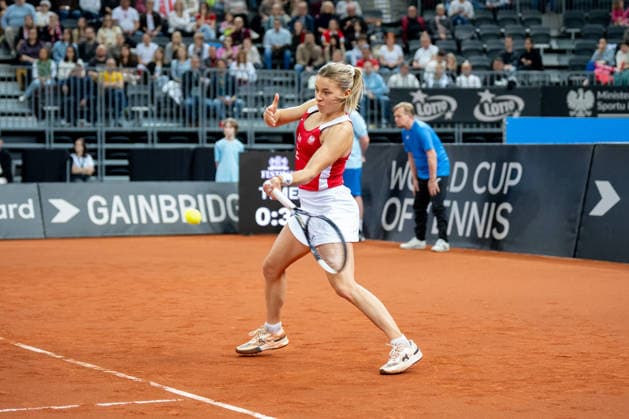 Poland v Ukraine - 2026 Billie Jean King Cup By Gainbridge Qualifiers: Day 2 Maja Chwalinska of Poland competes in the Billie Jean King Cup Qualifiers women s doubles tennis match against Ukraine at the PreZero Arena in Gliwice, Poland, on April 11, 2026. Gliwice Poland  Copyright: xMarcinxGolbax originalFilename:golba-polandvs260411_npHkN.jpg