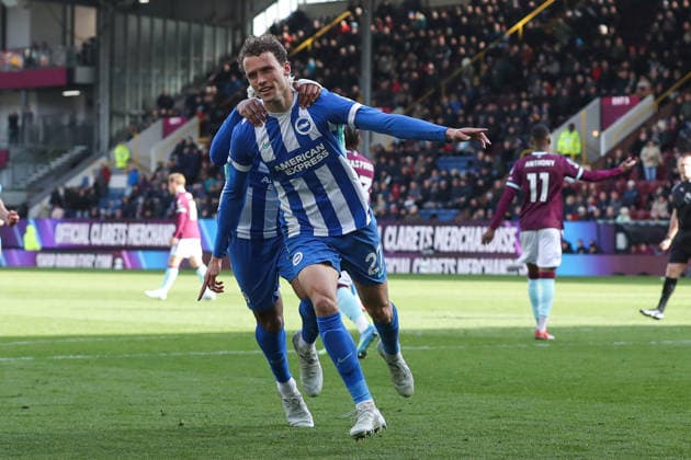 Burnley v Brighton & Hove Albion - Premier League Mats Wieffer of Brighton & Hove Albion celebrates after scoring to make it 0-2 during the Premier League match between Burnley and Brighton & Hove Albion at Turf Moor in Burnley, United Kingdom, on April 11, 2026. Burnley Lancashire United Kingdom  Copyright: xNewsxImagesx originalFilename:cosgrove-premierl260411_npFod.jpg