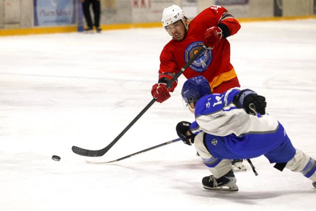 Israel v Kyrgyzstan - World Championship, WM, Weltmeisterschaft Division II National Ice hockey, Eishockey teams of Israel and Kyrgyzstan compete during a match in the World Championship Division II, Group B, organized by the International Ice Hockey Federation in Sofia, Bulgaria, on April 11, 2026. Sofia Bulgaria  Copyright: xHristoxVladevx originalFilename:vladev-notitle260411_npTsR.jpg