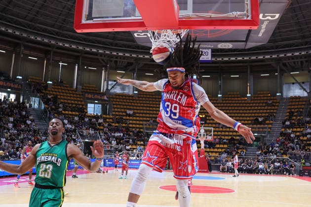 39 Bones Driscoll Harlem Globetrotters - Washington Generals 100Years World Tour Bologna 11-04-2026 during Harlem Globetrotters 100Years World Tour, Events in Bologna, Italy, April 11 2026  Copyright: xValentinoxOrsini IPAxSportx xipa-agency.netx xx IPA_73902077 IPA_Agency_IPA73902077