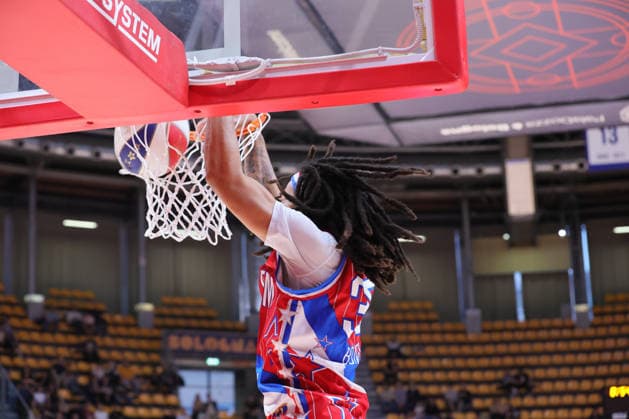 39 Bones Driscoll Harlem Globetrotters - Washington Generals 100Years World Tour Bologna 11-04-2026 during Harlem Globetrotters 100Years World Tour, Events in Bologna, Italy, April 11 2026  Copyright: xValentinoxOrsini IPAxSportx xipa-agency.netx xx IPA_73902091 IPA_Agency_IPA73902091