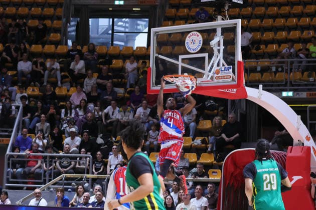 04 Shake Railey Harlem Globetrotters - Washington Generals 100Years World Tour Bologna 11-04-2026 during Harlem Globetrotters 100Years World Tour, Events in Bologna, Italy, April 11 2026  Copyright: xValentinoxOrsini IPAxSportx xipa-agency.netx xx IPA_73902096 IPA_Agency_IPA73902096