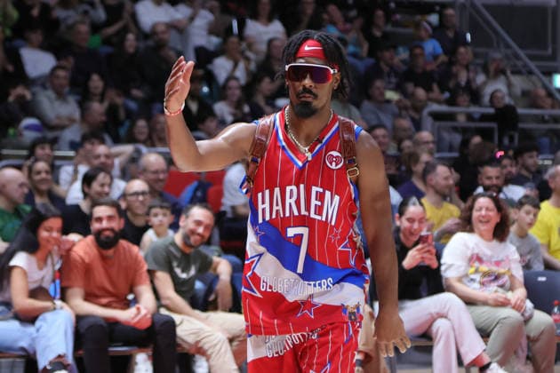 07 Too Tall Winston Harlem Globetrotters - Washington Generals 100Years World Tour Bologna 11-04-2026 during Harlem Globetrotters 100Years World Tour, Events in Bologna, Italy, April 11 2026  Copyright: xValentinoxOrsini IPAxSportx xipa-agency.netx xx IPA_73902156 IPA_Agency_IPA73902156
