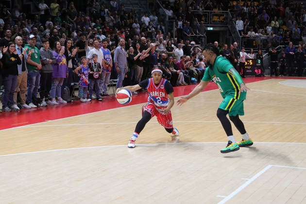 02 Biz-Z Jones Harlem Globetrotters - Washington Generals 100Years World Tour Bologna 11-04-2026 49 steward Harlem Globetrotters - Washington Generals 100Years World Tour Bologna 11-04-2026 during Harlem Globetrotters 100Years World Tour, Events in Bologna, Italy, April 11 2026  Copyright: xValentinoxOrsini IPAxSportx xipa-agency.netx xx IPA_73902171 IPA_Agency_IPA73902171