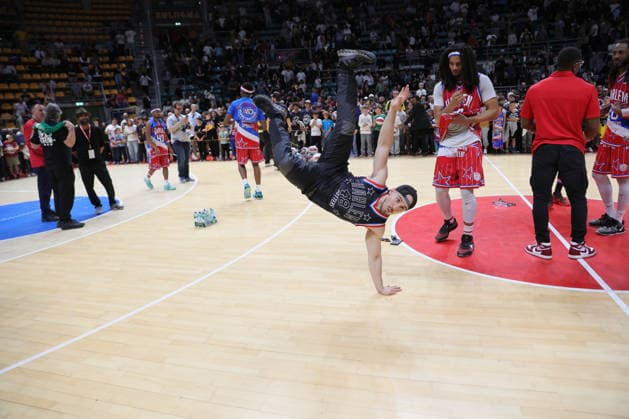48 dazzle harlem Globetrotters - Washington Generals 100Years World Tour Bologna 11-04-2026 during Harlem Globetrotters 100Years World Tour, Events in Bologna, Italy, April 11 2026  Copyright: xValentinoxOrsini IPAxSportx xipa-agency.netx xx IPA_73902183 IPA_Agency_IPA73902183