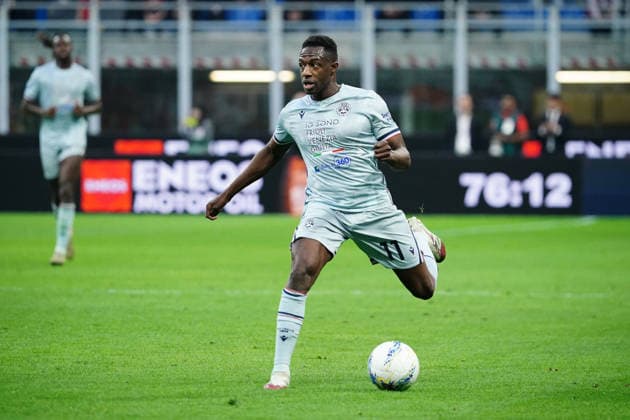 AC Milan v Udinese Calcio - Serie A Hassane Kamara of Udinese Calcio during the Italian Serie A football match between AC Milan and Udinese Calcio at San Siro Stadium in Milan, Italy, on April 11, 2026. Milano Italy Italy  Copyright: xLucaxRossinix originalFilename:rossini-acmilanv260411_nptKJ.jpg
