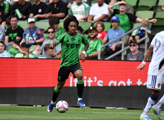 AUSTIN, TX - APRIL 11: Austin FC player Jayden Nelson (7) moves down field during MLS, Fussball Herren, USA game between Los Angeles Galaxy and Austin FC on April 11, 2026 at Q2 Stadium in Austin, TX. (Photo by John Rivera Icon Sportswire) SOCCER: APR 11 MLS Austin FC vs LA Galaxy EDITORIAL USE ONLY Icon426260411032