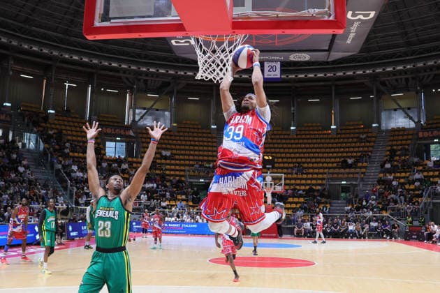 BASKET - Evento - Harlem Globetrotters 100Years World Tour 39 Bones Driscoll Harlem Globetrotters - Washington Generals 100Years World Tour Bologna 11-04-2026 23 harlem Globetrotters - Washington Generals 100Years World Tour Bologna 11-04-2026 during Harlem Globetrotters 100Years World Tour, Events in Bologna, Italy, April 11 2026 Bologna Italy  Copyright: xIPAxSport ABACAx