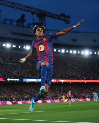 April 11, 2026, Barcelona, Spain: LAMINE YAMAL of FC Barcelona, Barca celebrates his goal during the La Liga EA Sports match between FC Barcelona and RCD Espanyol in Barcelona. Soccer 2026: Barcelona 4:1 Espanyol  - ZUMAd159 20260411_zia_d159_002 Copyright: xGerardxFrancox