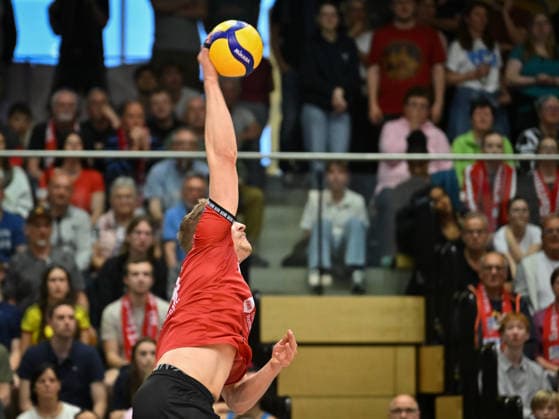 Timon Schippmann (TV Rottenburg, 14) TV Rottenburg vs. FC Schuettorf 09, Volleyball, 2. Bundesliga, Playoff Halbfinale, Spiel 9, Saison 2025 2026, 11.04.2026, TV Rottenburg vs. FC Schuettorf 09, Volleyball, 2. Bundesliga, Playoff Halbfinale, Spiel 9, Saison 2025 2026, 11.04.2026 Rottenburg *** Timon Schippmann TV Rottenburg, 14 TV Rottenburg vs FC Schuettorf 09, Volleyball, 2 Bundesliga, Playoff semi-final, match 9, 2025 2026 season, 11 04 2026, TV Rottenburg vs FC Schuettorf 09, Volleyball, 2 Bundesliga, Playoff semi-final, match 9, 2025 2026 season, 11 04 2026 Rottenburg Copyright: xEibner-Pressefoto RalphxKunzex EP_RKE