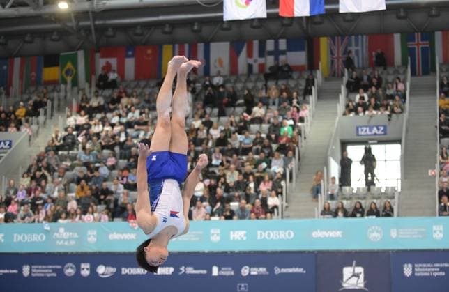 FIG APPARATUS WORLD CUP 2026 (CRO),Finals Day 1 (MAG, WAG), Hall Gradski vrt , Osijek, Croatia, 11.04.2026 YULO Karl Jahrel Eldrew (PHI) during FIG APPARATUS WORLD CUP 2026 (CRO),Final Day 1, FLOOR (MAG), Hall Gradski vrt , Osijek, Croatia, 11.04.2026 *** FIG APPARATUS WORLD CUP 2026 CRO ,Finals Day 1 MAG, WAG , Hall Gradski vrt , Osijek, Croatia, 11 04 2026 YULO Karl Jahrel Eldrew PHI during FIG APPARATUS WORLD CUP 2026 CRO ,Final Day 1, FLOOR MAG , Hall Gradski vrt , Osijek, Croatia, 11 04 2026 Copyright: xBEAUTIFULxSPORTS Stanusicx