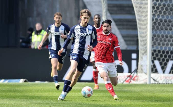 Kennet Eichhorn on the ball, Semih Sahin duel Match scene Action Sport Football Soccer DFL 2 Bundesliga Men 29 Matchday Season 2025 2026 11 04 2026 Hertha BSC Berlin vs 1 FC Kaiserslautern FCK DFL regulations prohibit any use of photographs as image sequences and or quasi video