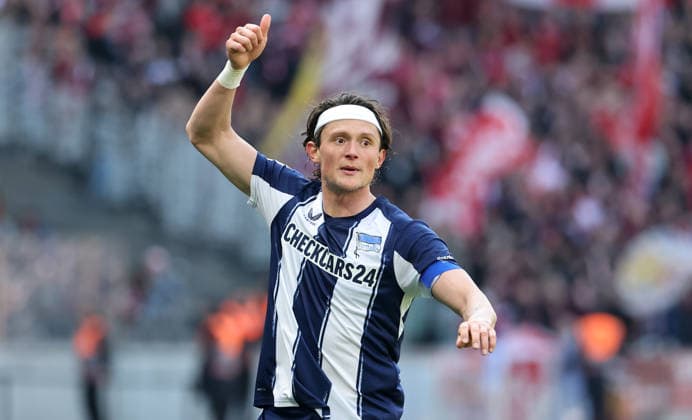 Fabian Reese pointing, gesturing Action upper body Sport Football Soccer DFL 2 Bundesliga Men 29 Matchday Season 2025 2026 11 04 2026 Hertha BSC Berlin vs 1 FC Kaiserslautern FCK DFL regulations prohibit any use of photographs as image sequences and or quasi video