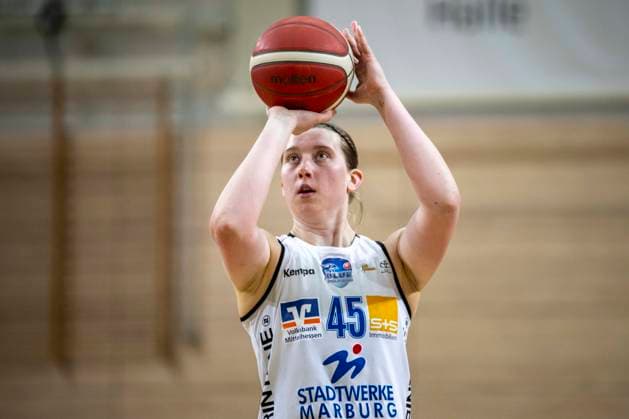 Toyota DBBL 2025 2026 - Syntainics MBC vs.BC Marburg Blue Dolphins Playoff Halbfinale, Game 1 Halle Saale, Deutschland 11.April 2026: Im Bild:Allyson Fertig (Marburg) Halle Saale swh.Arena Sachsen-Anhalt Deutschland