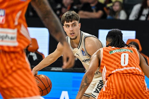 GER, BBL, ratiopharm Ulm vs BMA 365 Bamberg Baskets 11 04 2026, ratiopharm arena, Neu Ulm, GER, BBL, ratiopharm Ulm vs BMA 365 Bamberg Baskets, pictured Zachary Ensminger Bamberg, 1 nordphotoxGmbHx xHafner nph00200
