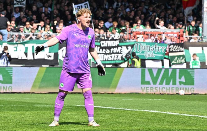 11 04 2026 Soccer Season 2025 2026 2 Soccer Bundesliga 29 Matchday SC Preußen Preussen Münster SCP SpVgg Greuther Fürth SGF Kleeblatt Sportfoto Zink MeZi xmexzix DFL regulations prohibit any use of photographs as image sequences and or quasi video only for editorial use Silas Prüfrock 43, SpVgg Greuther Fürth