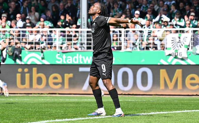 11 04 2026 Soccer Season 2025 2026 2 Soccer Bundesliga 29 Matchday SC Preußen Preussen Münster SCP SpVgg Greuther Fürth SGF Kleeblatt Sportfoto Zink xwoxzix DFL regulations prohibit any use of photographs as image sequences and or quasi video only for editorial use Noel Futkeu 9, SpVgg Greuther Fürth disappointed disappointment
