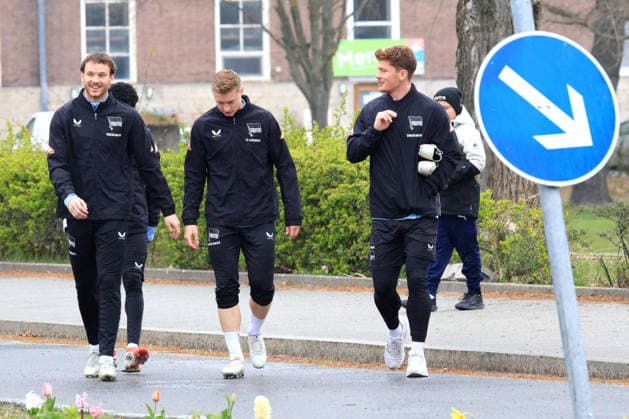 DEU, DFL, 2 FBL Hertha BSC, Training, 12 04 2026, Sportforum, Berlin, DEU, DFL, 2 FBL Hertha BSC, Training, in the picture Pascal Klemens Hertha BSC Berlin 41 , Boris Lum Hertha BSC Berlin 21 , Julian Eitschberger Hertha BSC Berlin 2 , Sebastian Groenning Hertha BSC Berlin 17 DFL regulations prohibit any use of Photographs as image sequences and or quasi video nordphotoxGmbHx xEngler nph00076