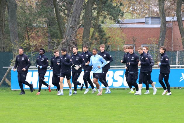 DEU, DFL, 2 FBL Hertha BSC, Training, 12 04 2026, Sportforum, Berlin, DEU, DFL, 2 FBL Hertha BSC, Training, im Bild Hertha Spielerkreis DFL regulations prohibit any use of Photographs as image sequences and or quasi video nordphotoxGmbHx xEngler nph00076