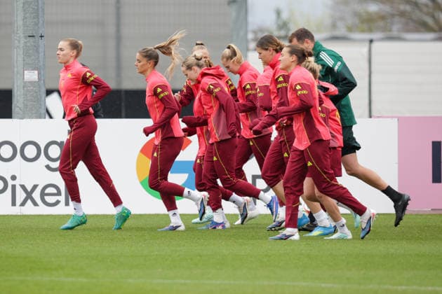 12 04 2026, xgrfx, Football DFB media dates, German womens national team training v l The German national team trains at the Adidas Home Ground in Herzogenaurach German womens national team DFL DFB REGULATIONS PROHIBIT ANY USE OF PHOTOGRAPHS as IMAGE SEQUENCES and or QUASI VIDEO Herzogenaurach