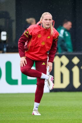 Herzogenaurach, Germany, April 12, 2026 International match preparation for the womens World Cup qualifier against Austria Training in Herzogenaurach In the picture Camilla Küver Kuever Germany Copyright: HMBxMedia MadeleinexFantini