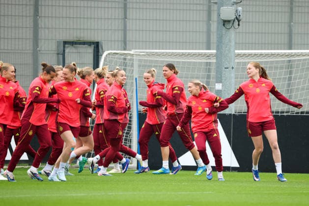 Herzogenaurach, Germany, 12 April 2026 International match preparation for the womens World Cup qualifier against Austria Training in Herzogenaurach Pictured The players of the German womens national soccer team training in Herzogenaurach Copyright: HMBxMedia MadeleinexFantini