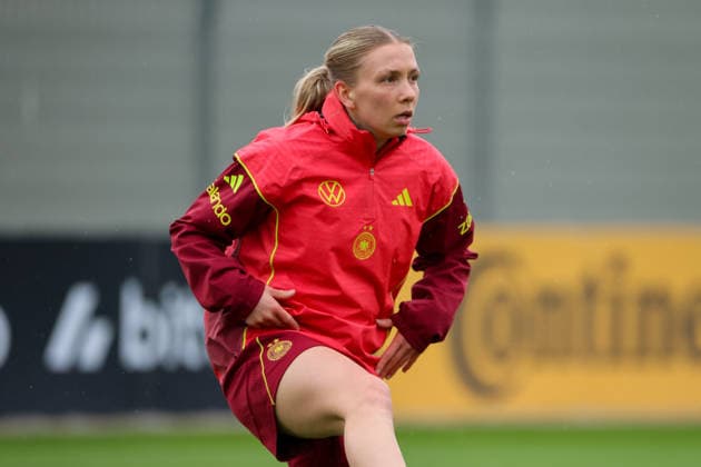 Herzogenaurach, Germany, April 12, 2026 International match preparation for the womens World Cup qualifier against Austria Training in Herzogenaurach In the picture Elisa Senß Senss Germany Copyright: HMBxMedia MadeleinexFantini