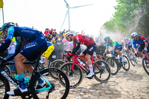 Paris - Roubaix Hauts-de-France 2026 Cycling Race ROUBAIX, FRANCE - APRIL 12 : Rutsch Jonas (GER) of Lotto Intermarche in action during the 123rd edition of Paris - Roubaix Hauts-de-France an UCI World Tour 1.UWT one day cycling road race for Men Elite of 258 km with start in Compiegne and finish in Roubaix on April 12, 2026 in Roubaix, France, 12 04 2026 ( Motordriver Kenny Verfaillie - Roubaix France  Copyright: xVincentxKalutx